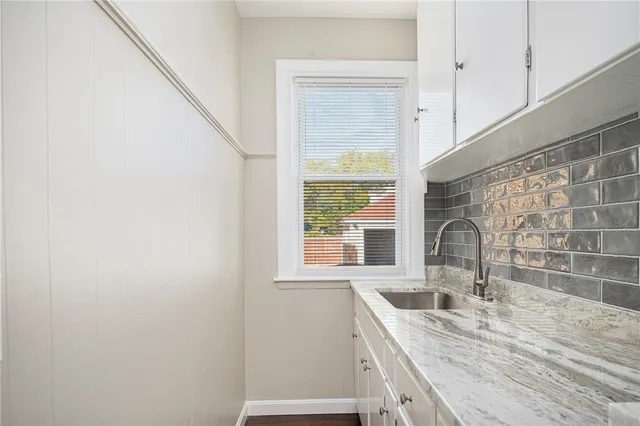 $599,900 | 4 South Carpenter Street, East Providence, RI 02914