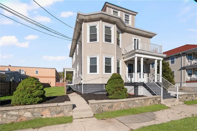$599,900 | 4 South Carpenter Street, East Providence, RI 02914
