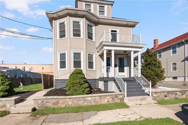 $599,900 | 4 South Carpenter Street, East Providence, RI 02914