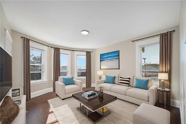 $599,900 | 4 South Carpenter Street, East Providence, RI 02914