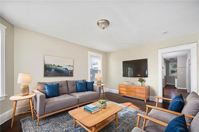 $599,900 | 4 South Carpenter Street, East Providence, RI 02914