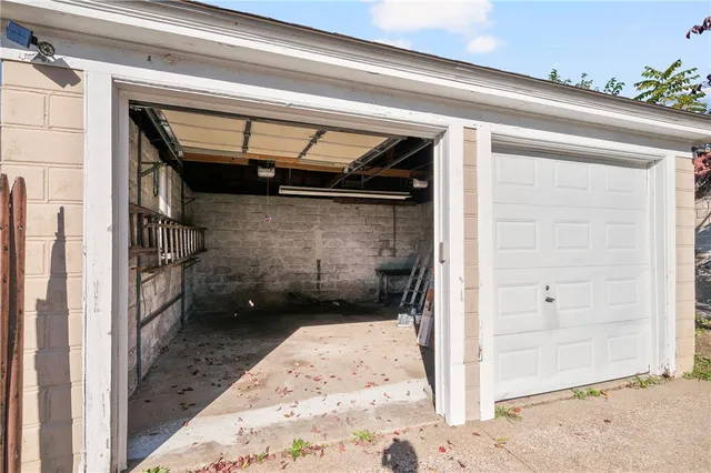 $599,900 | 4 South Carpenter Street, East Providence, RI 02914