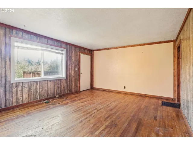 $250,000 | 4100 Arnold Street Northeast, Keizer, OR 97303