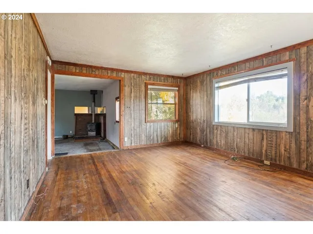 $250,000 | 4100 Arnold Street Northeast, Keizer, OR 97303