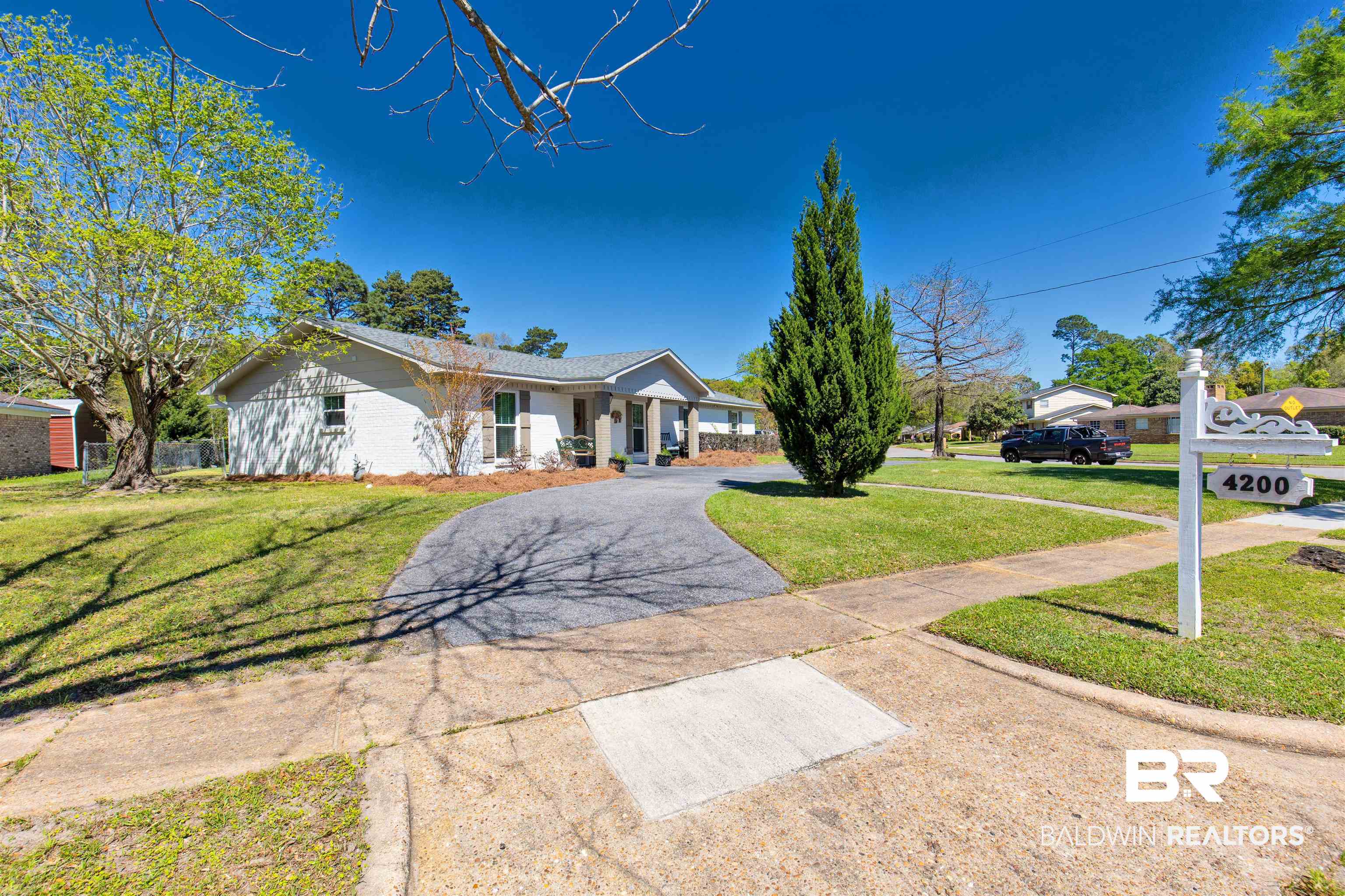 4200 Spring Valley Drive South Mobile, AL 36693 - Photo 5 of 22