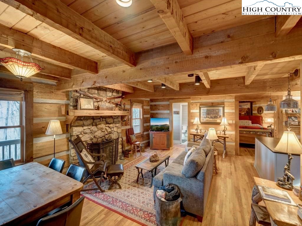 583 Silverleaf Road Zionville, NC 28698 - Photo 1 of 37 Gallery Image 1