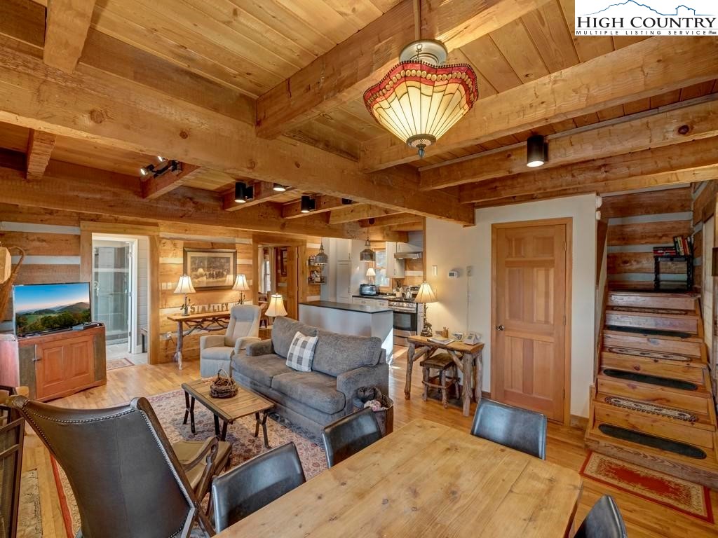 583 Silverleaf Road Zionville, NC 28698 - Photo 18 of 37 Gallery Image 18