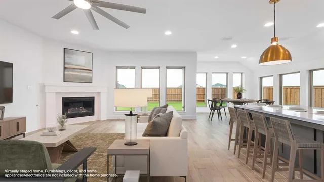 $527,900 | 256 Woodoat Road, Waxahachie, TX 75165