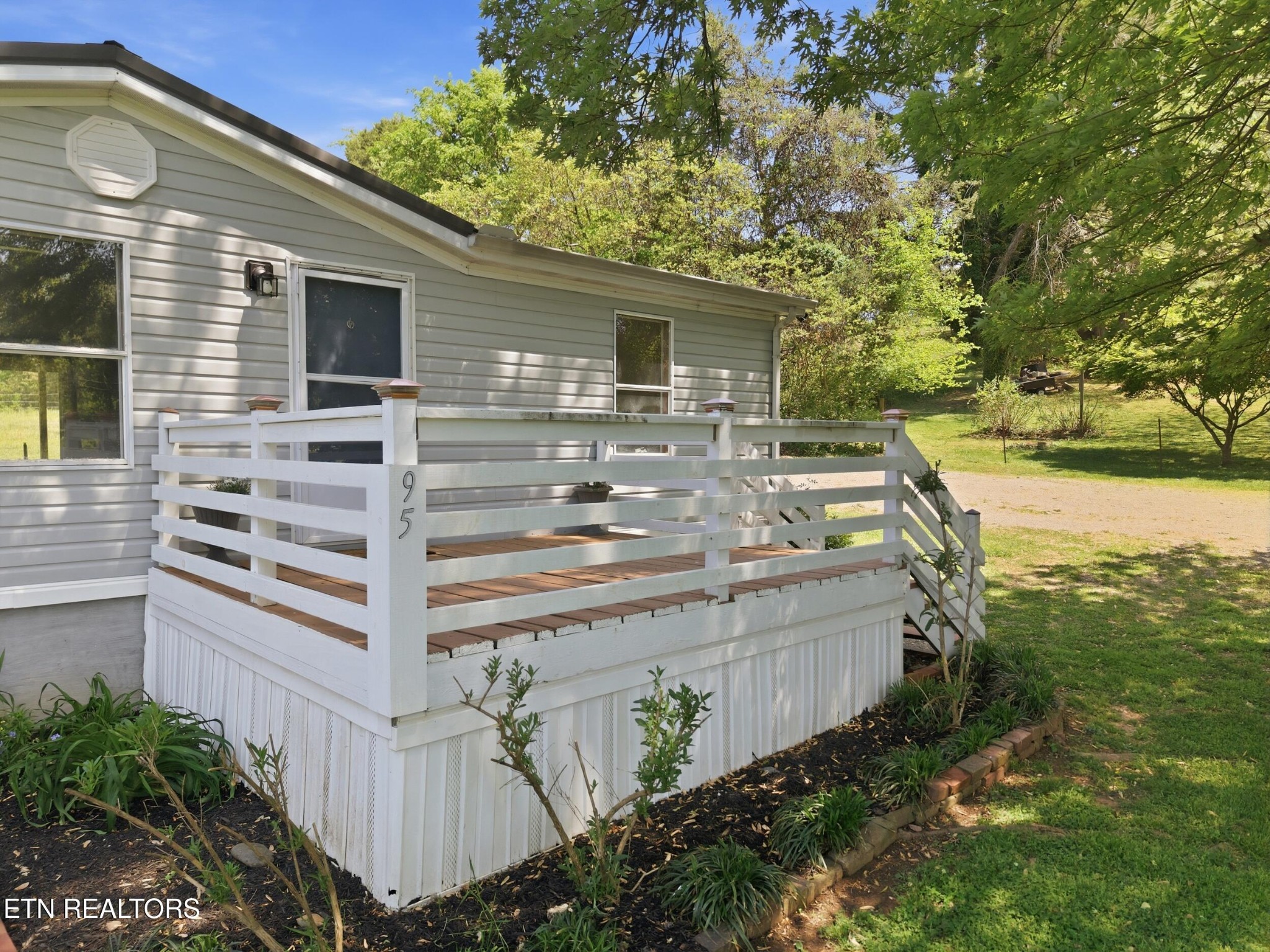 95 Lee Shirley Road Greenback, TN 37742 - Photo 5 of 54 Gallery Image 5