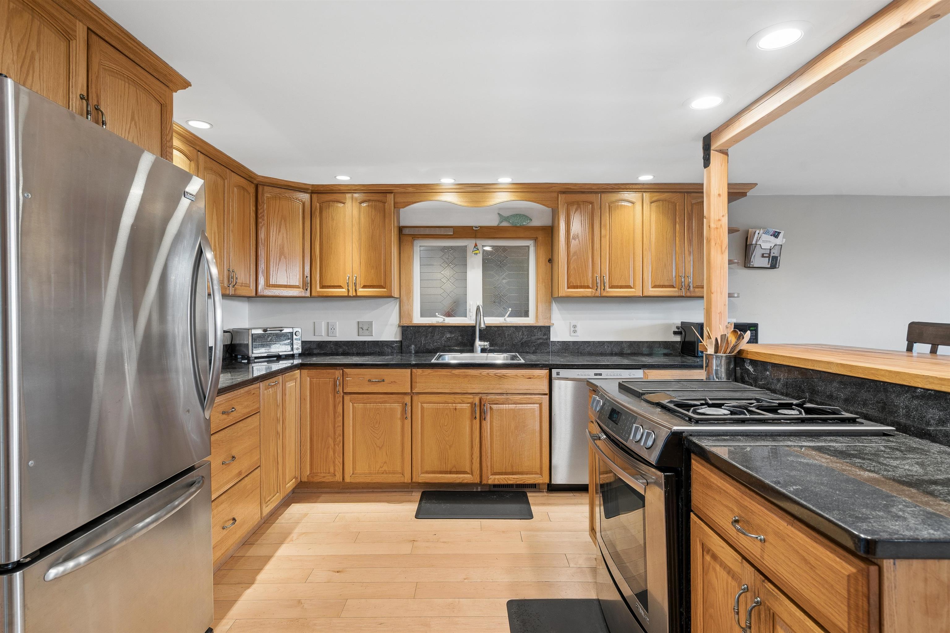 309 Kinney Farm Road Sharon, VT 05068 - Photo 11 of 47