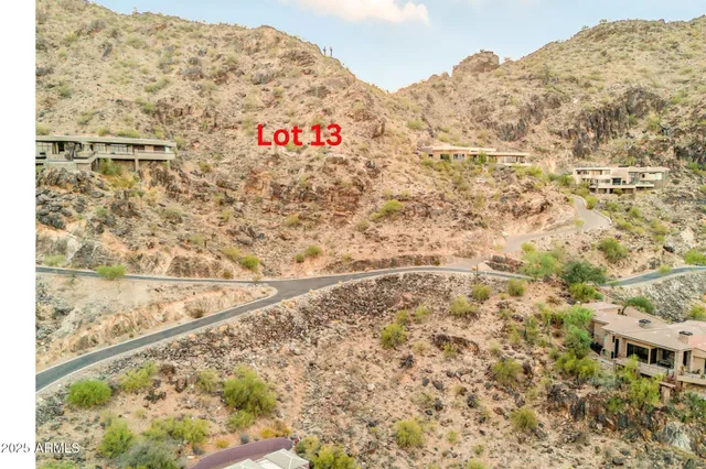 $795,000 | 5680 East Cheney Drive, Unit 13, Paradise Valley, AZ 85253