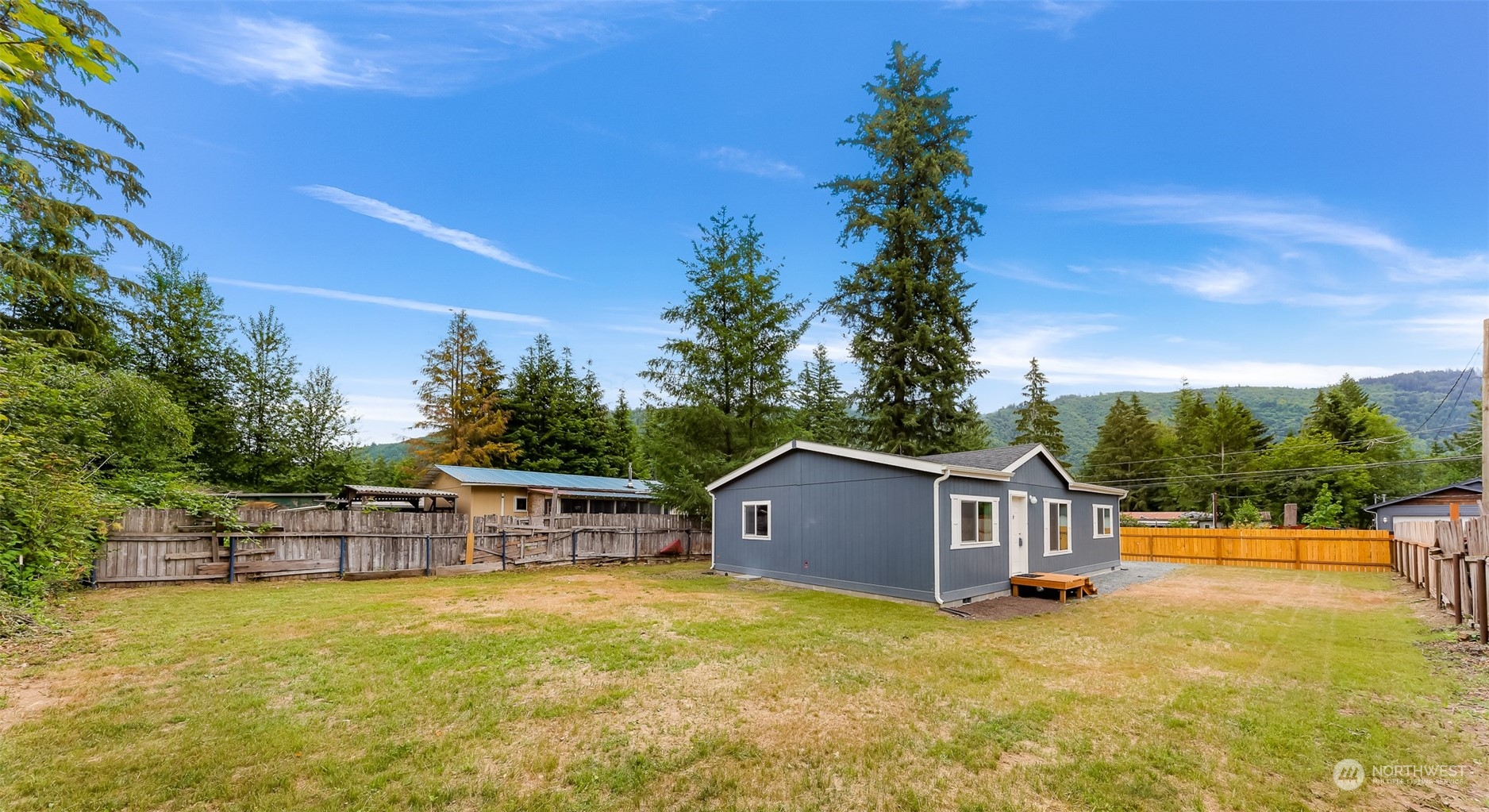 6255 Shamrock Road Maple Falls, WA 98266 - Photo 17 of 18 Gallery Image 17