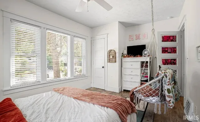 $2,300 | 867 Shawnee Avenue, Lafayette, IN 47905