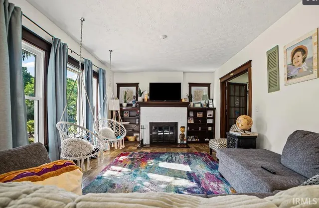 $2,300 | 867 Shawnee Avenue, Lafayette, IN 47905