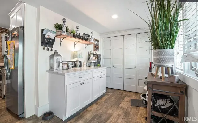 $2,300 | 867 Shawnee Avenue, Lafayette, IN 47905