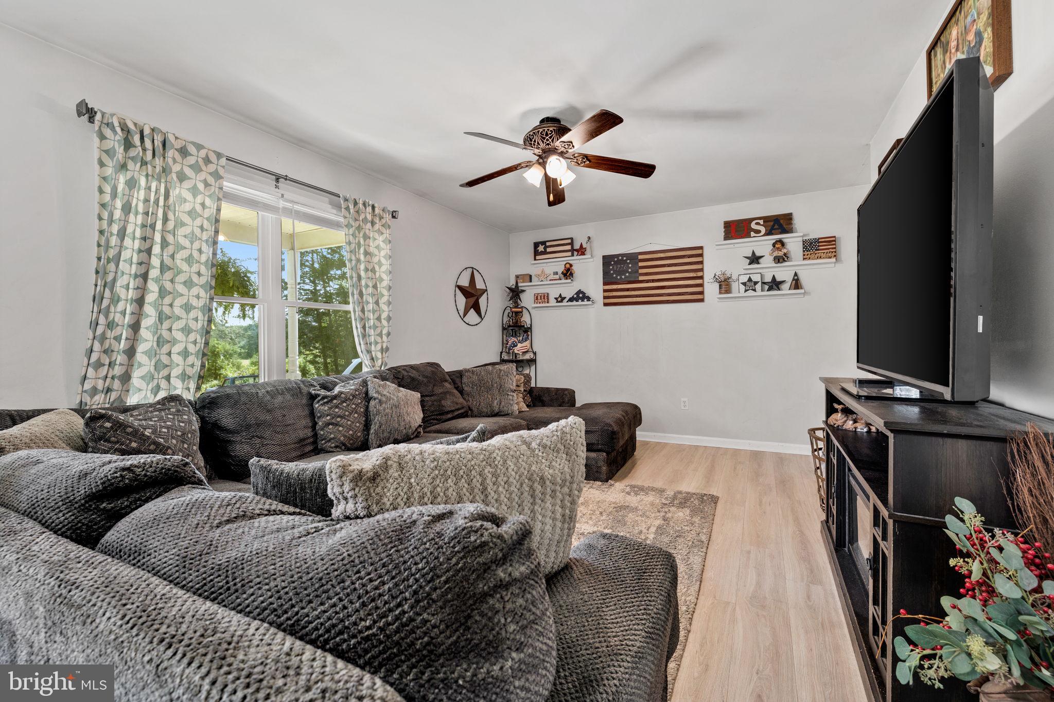 14172 Rogers Ford Road Sumerduck, VA 22742 - Photo 10 of 37