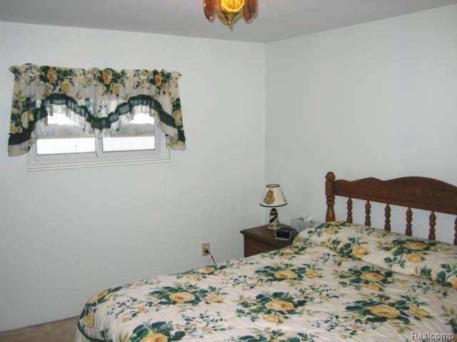 1019 North River Road St. Clair, MI 48079 - Photo 15 of 16 Lower Level Bedroom
