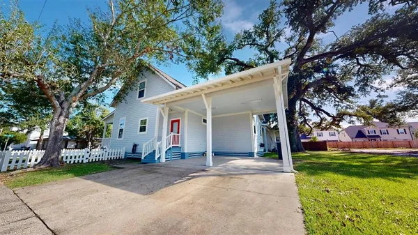 $1,900 | 1710 Granger Street, Lake Charles, LA 70601