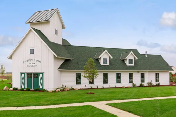 $707,721 | 16909 Draft Horse Boulevard, Lakeville, MN 55044