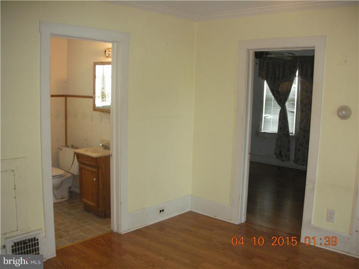 308 Paine Street Riverside, NJ 08075 - Photo 6 of 17