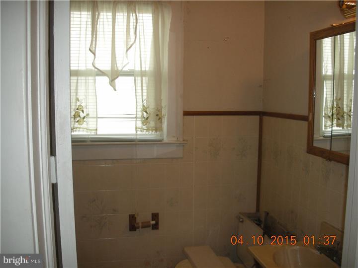 308 Paine Street Riverside, NJ 08075 - Photo 9 of 17