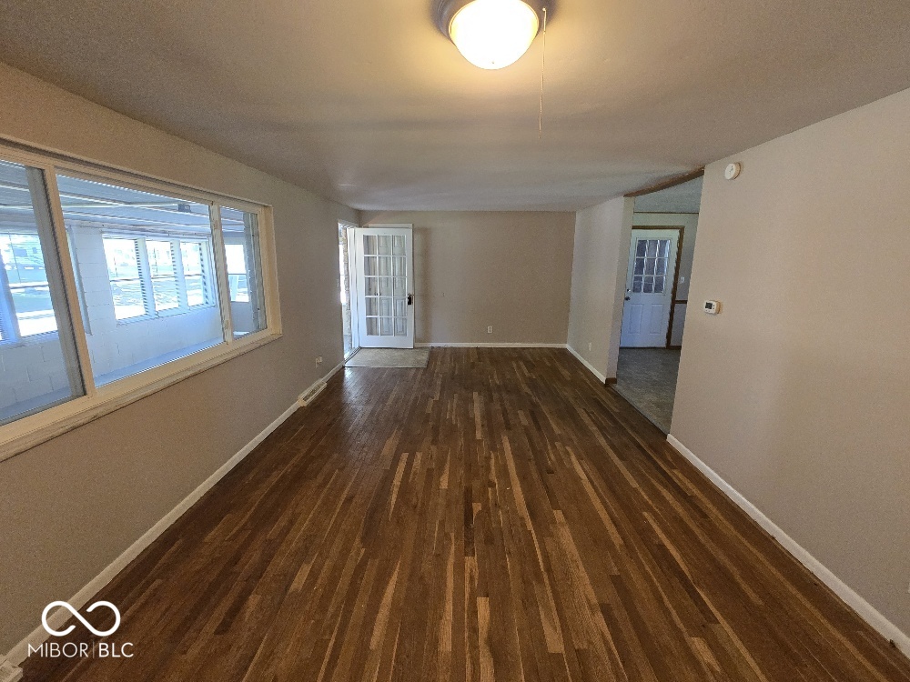 310 Jeffrey Lane Pendleton, IN 46064 - Photo 5 of 17 Gallery Image 5