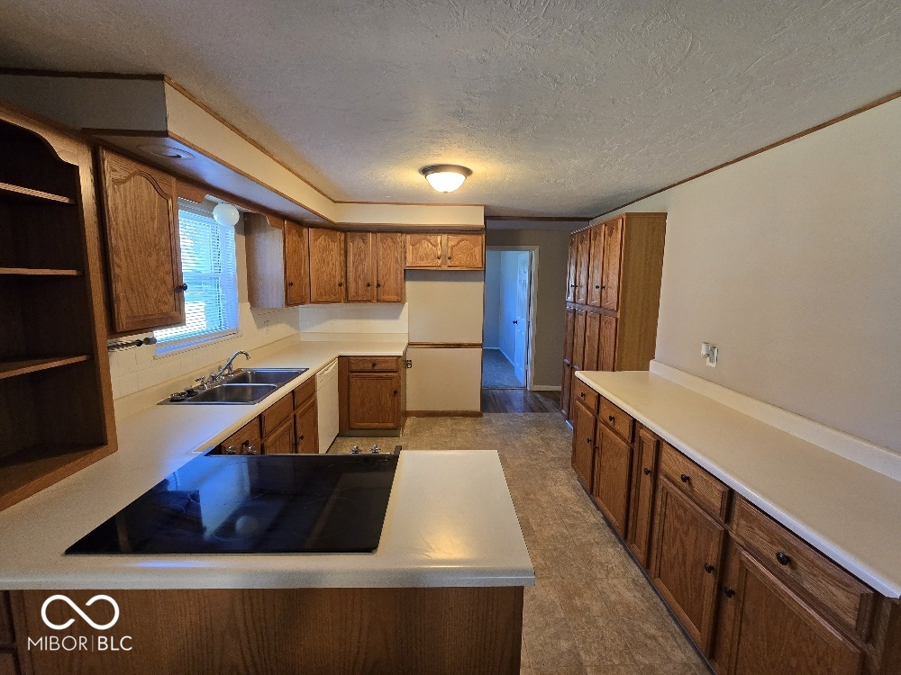 310 Jeffrey Lane Pendleton, IN 46064 - Photo 8 of 17 Gallery Image 8