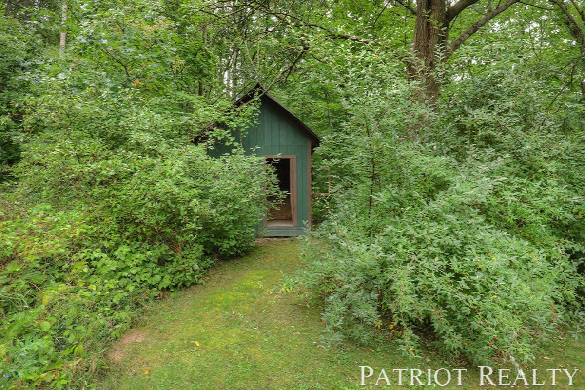 5698 South Centerline Road Newaygo, MI 49337 - Photo 34 of 42 5698Centerline_21