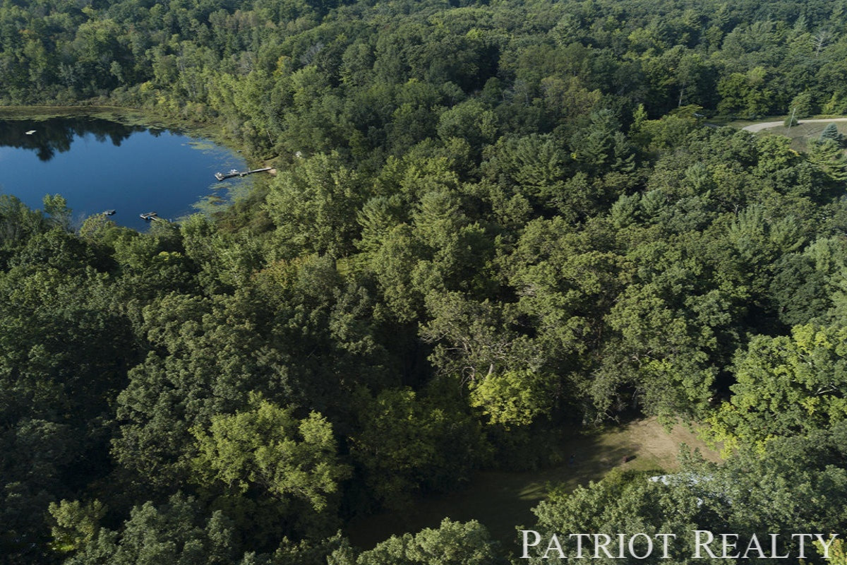 5698 South Centerline Road Newaygo, MI 49337 - Photo 8 of 42 5698Centerline_4