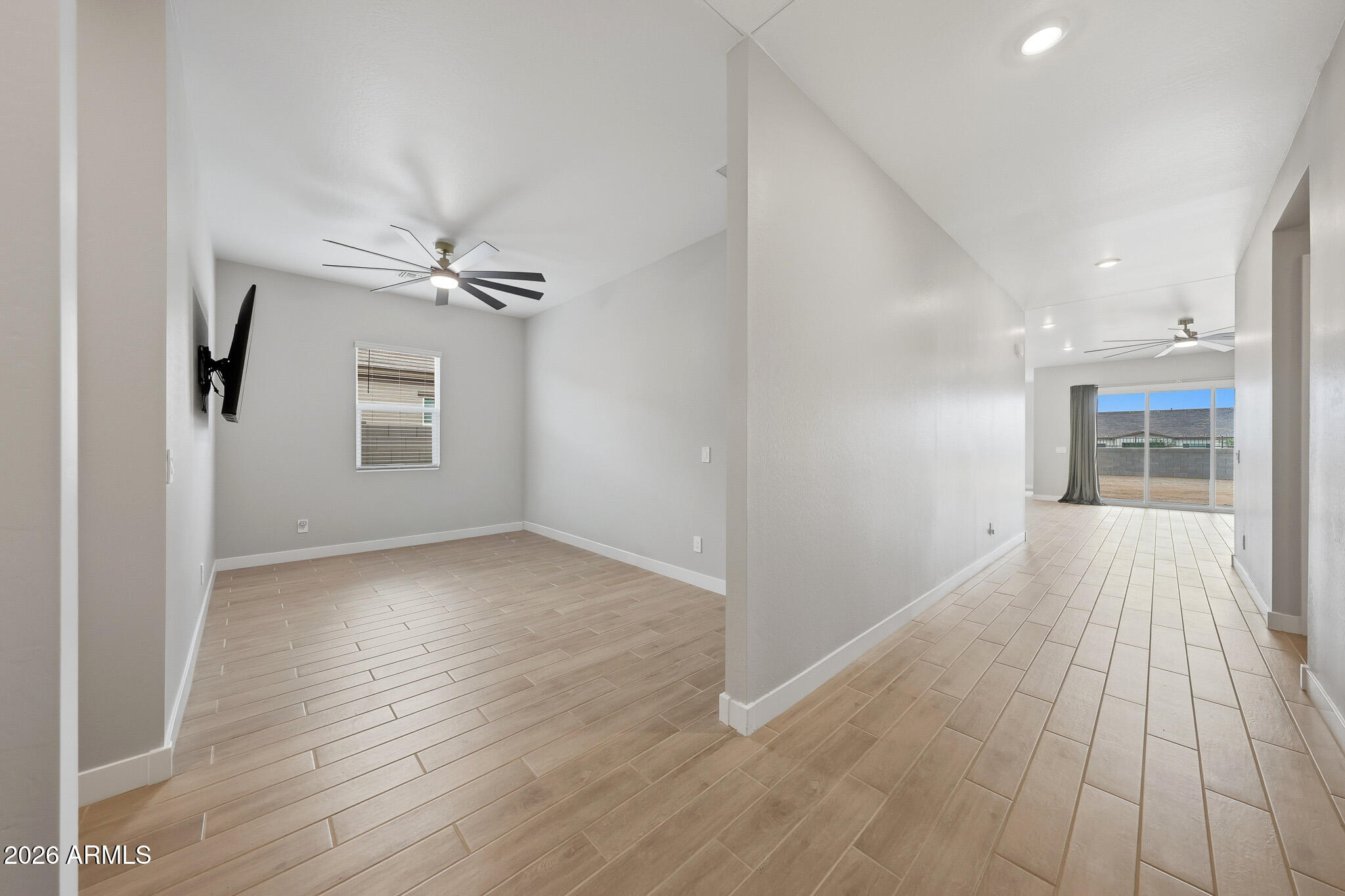 17633 West Pierson Street Goodyear, AZ 85395 - Photo 8 of 53 Entry Way Hallway