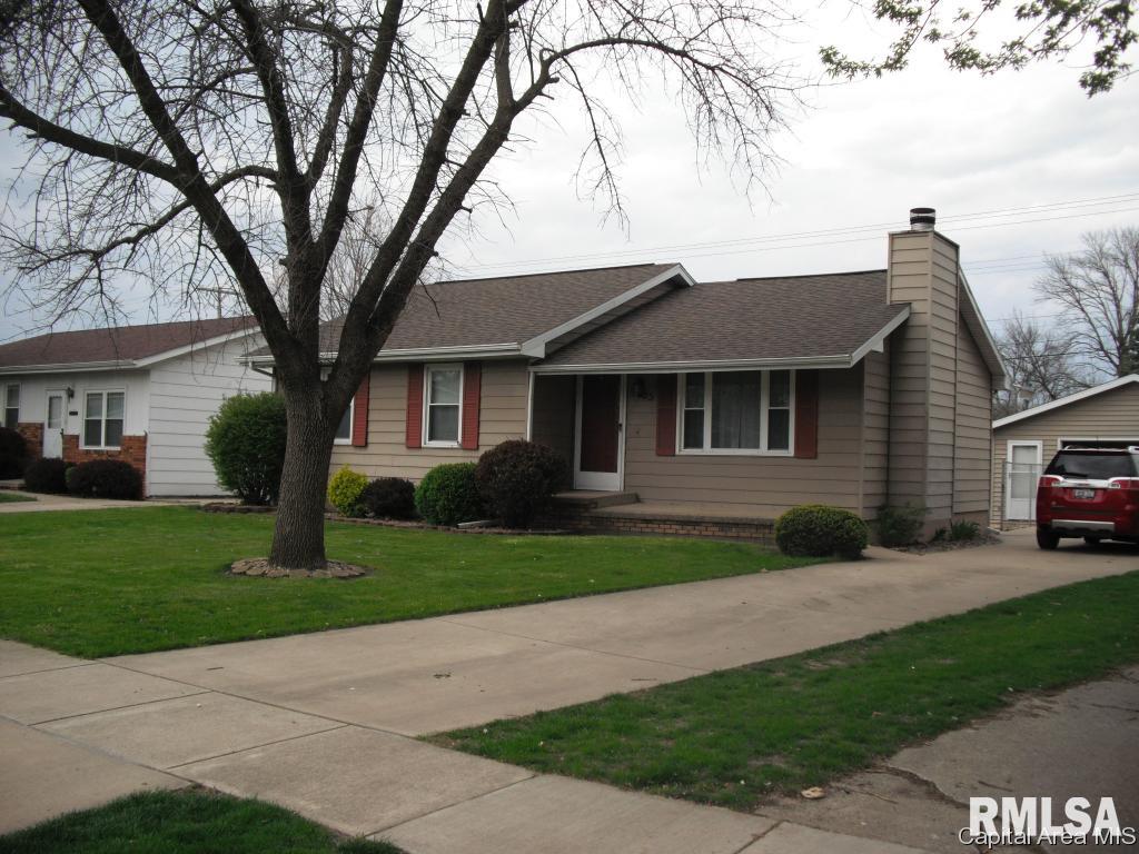 3025 Sherborn Road Springfield, IL 62702 - Photo 2 of 21