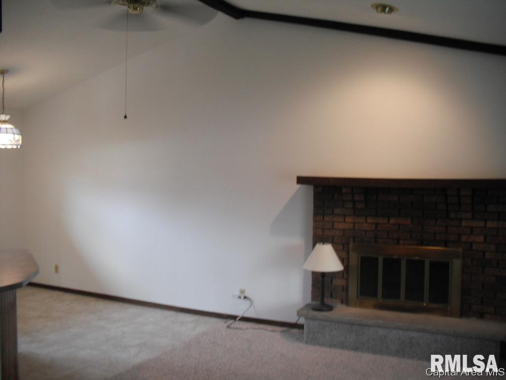 3025 Sherborn Road Springfield, IL 62702 - Photo 4 of 21