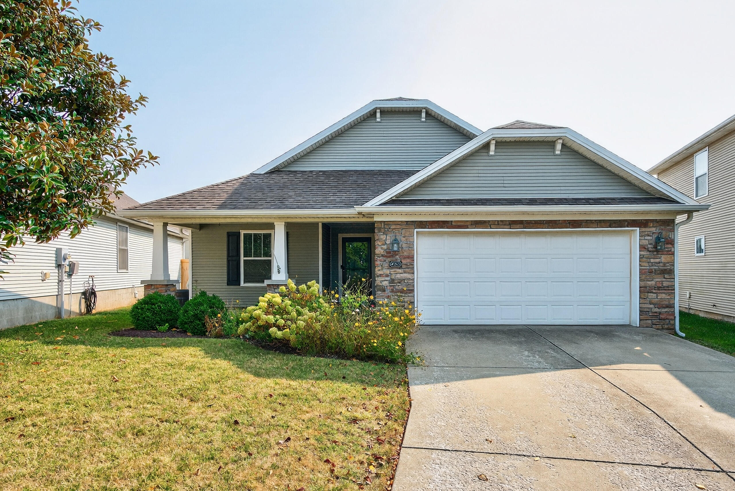2833 Burnt Mill Road Lexington, KY 40511 - Photo 1 of 26 Front
