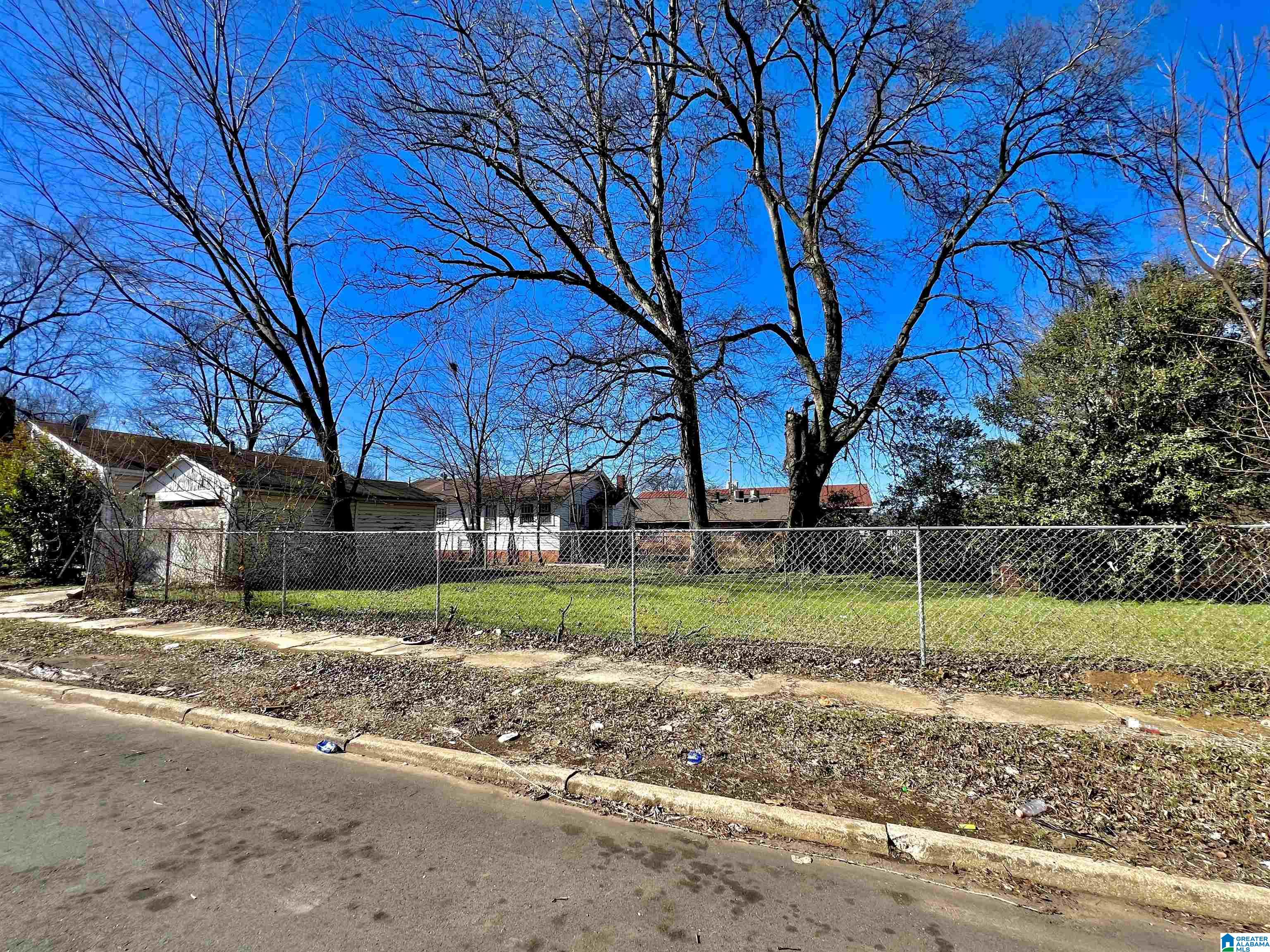 533 15th Place Southwest Birmingham, AL 35211 - Photo 10 of 10