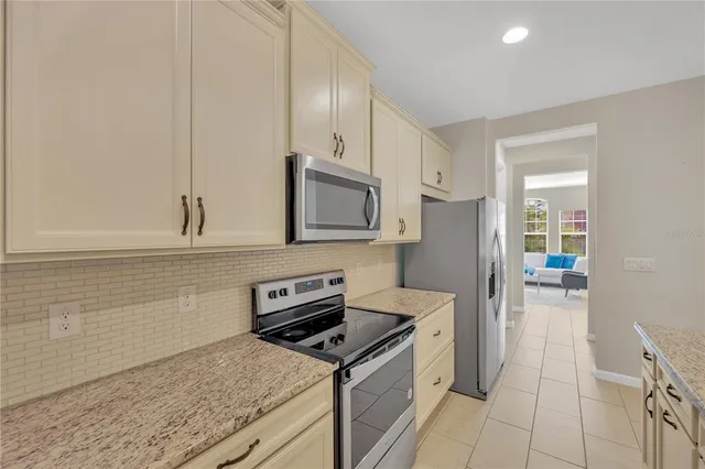 $475,000 | 2608 Valley Sunset Lane, Valrico, FL 33594