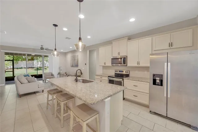 $475,000 | 2608 Valley Sunset Lane, Valrico, FL 33594