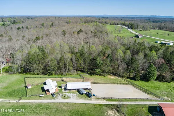 $209,000 | 3351 Leatherwood Ford Road, Jamestown, TN 38556