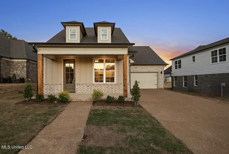 878 Coahoma Court Nesbit, MS 38651 - Photo 2 of 25 Clarksdale
