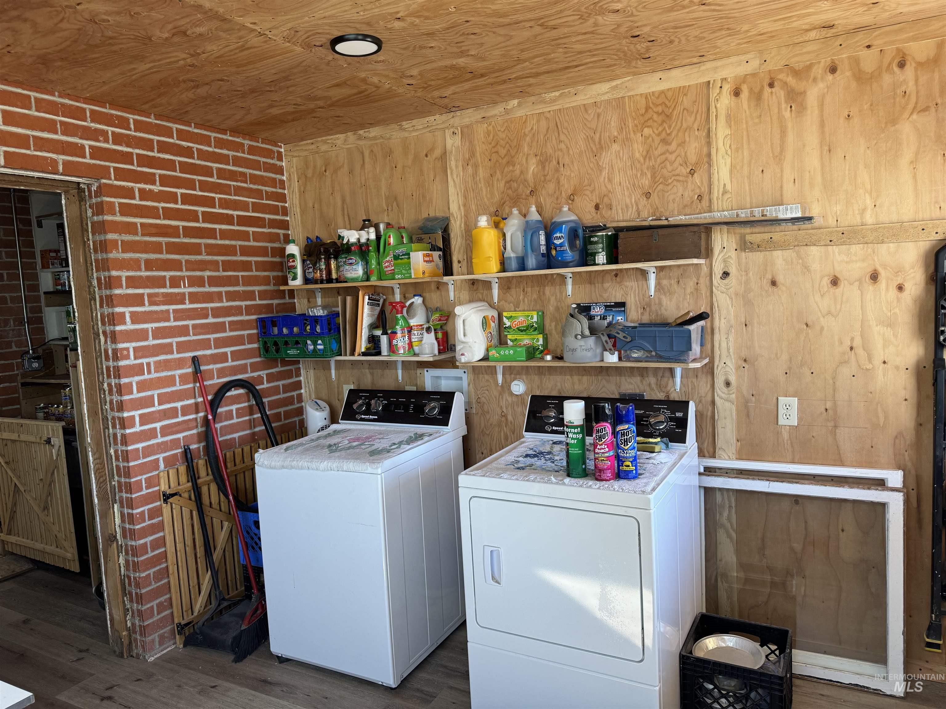 145 North Lincoln Avenue Oakley, ID 83346 - Photo 13 of 48