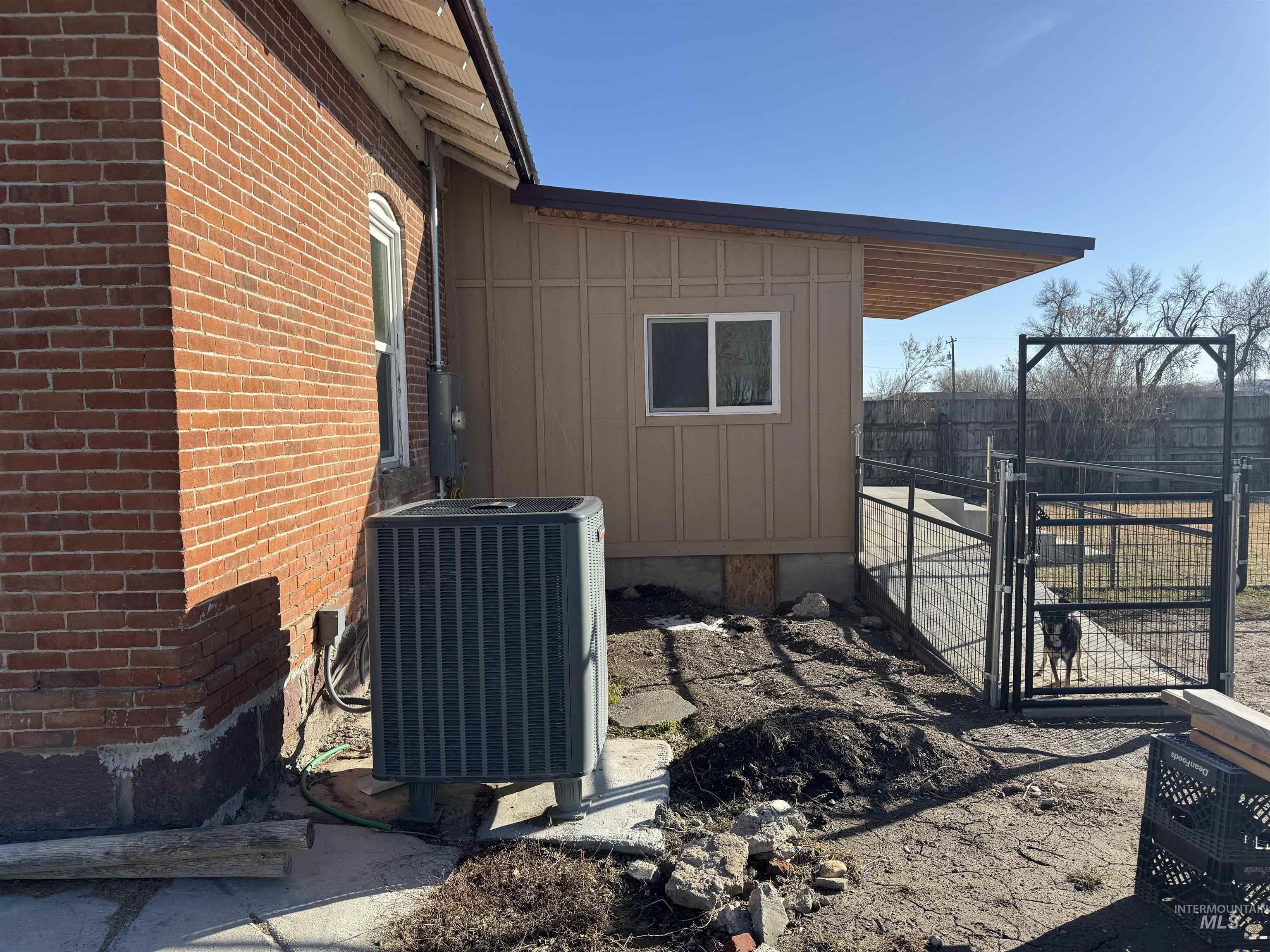 145 North Lincoln Avenue Oakley, ID 83346 - Photo 3 of 48