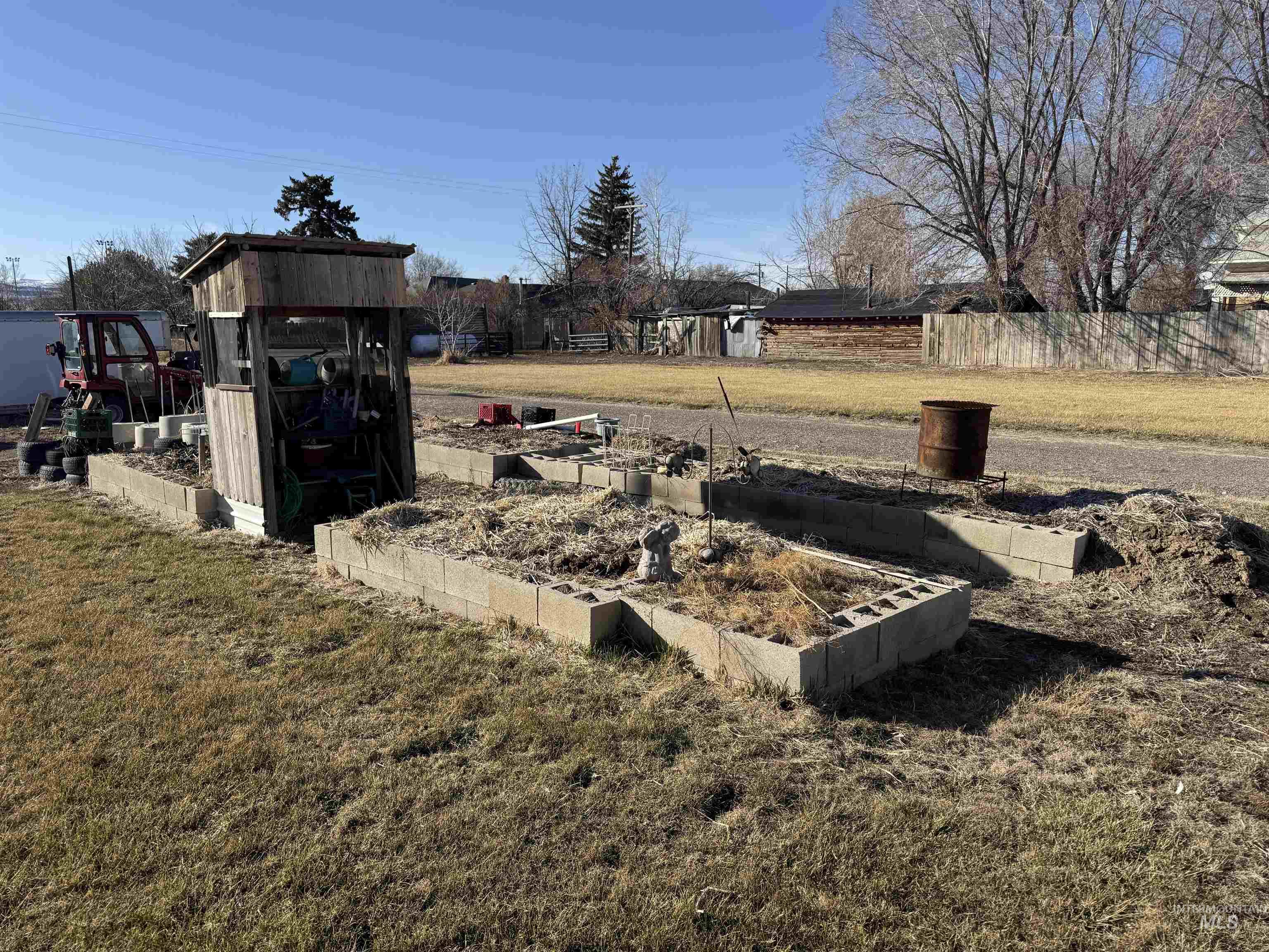 145 North Lincoln Avenue Oakley, ID 83346 - Photo 36 of 48