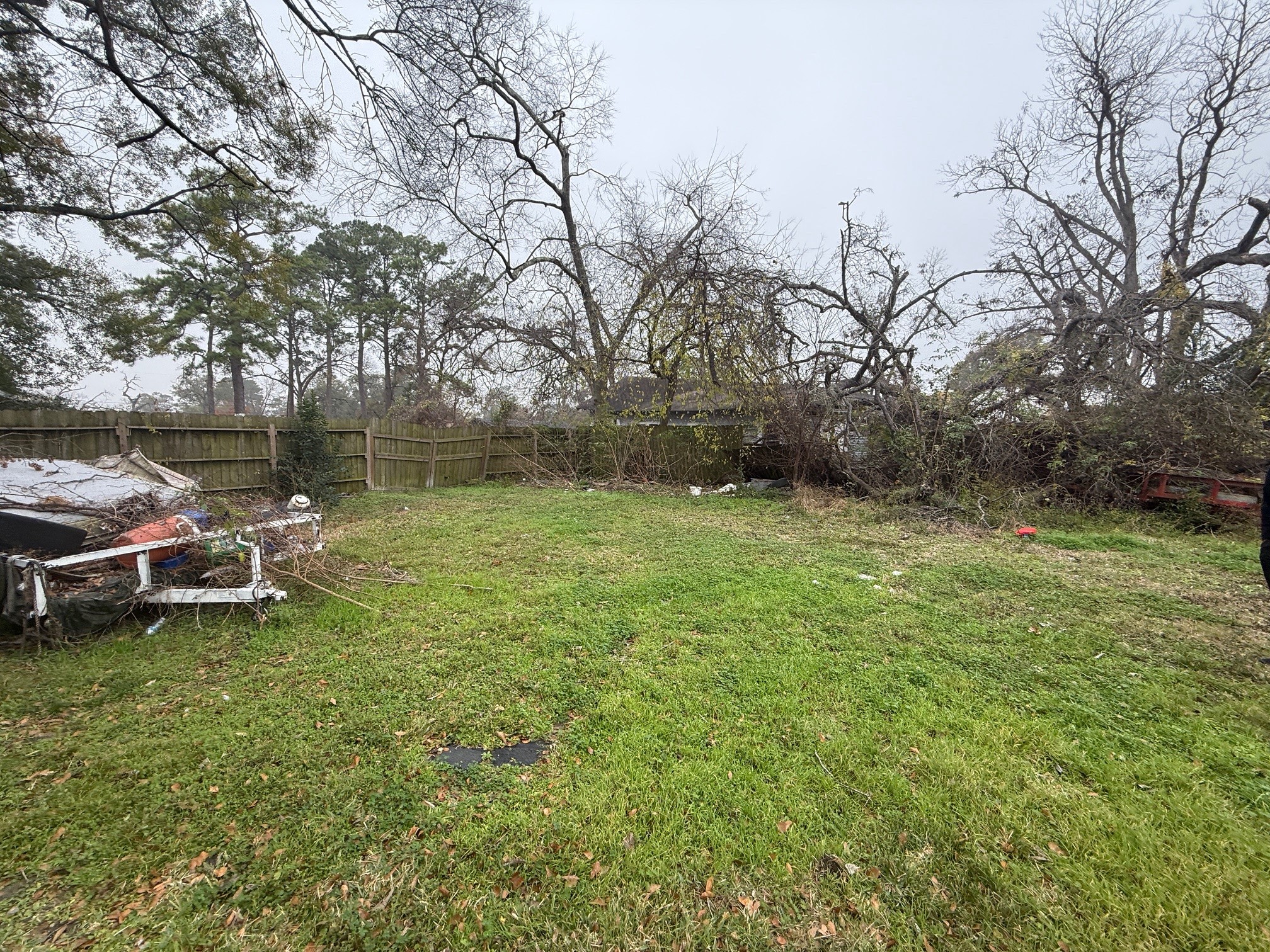 2630 Carmel Street Houston, TX 77091 - Photo 8 of 11 a view of a lake with outdoor seating