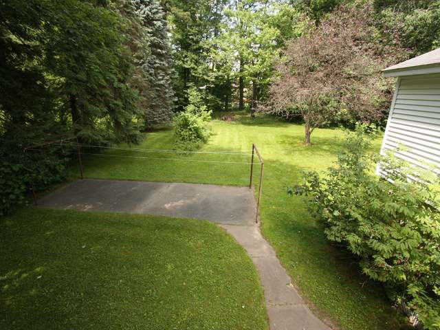 320 Hillandale Avenue Rhinelander, WI 54501 - Photo 10 of 12 Gallery Image 10
