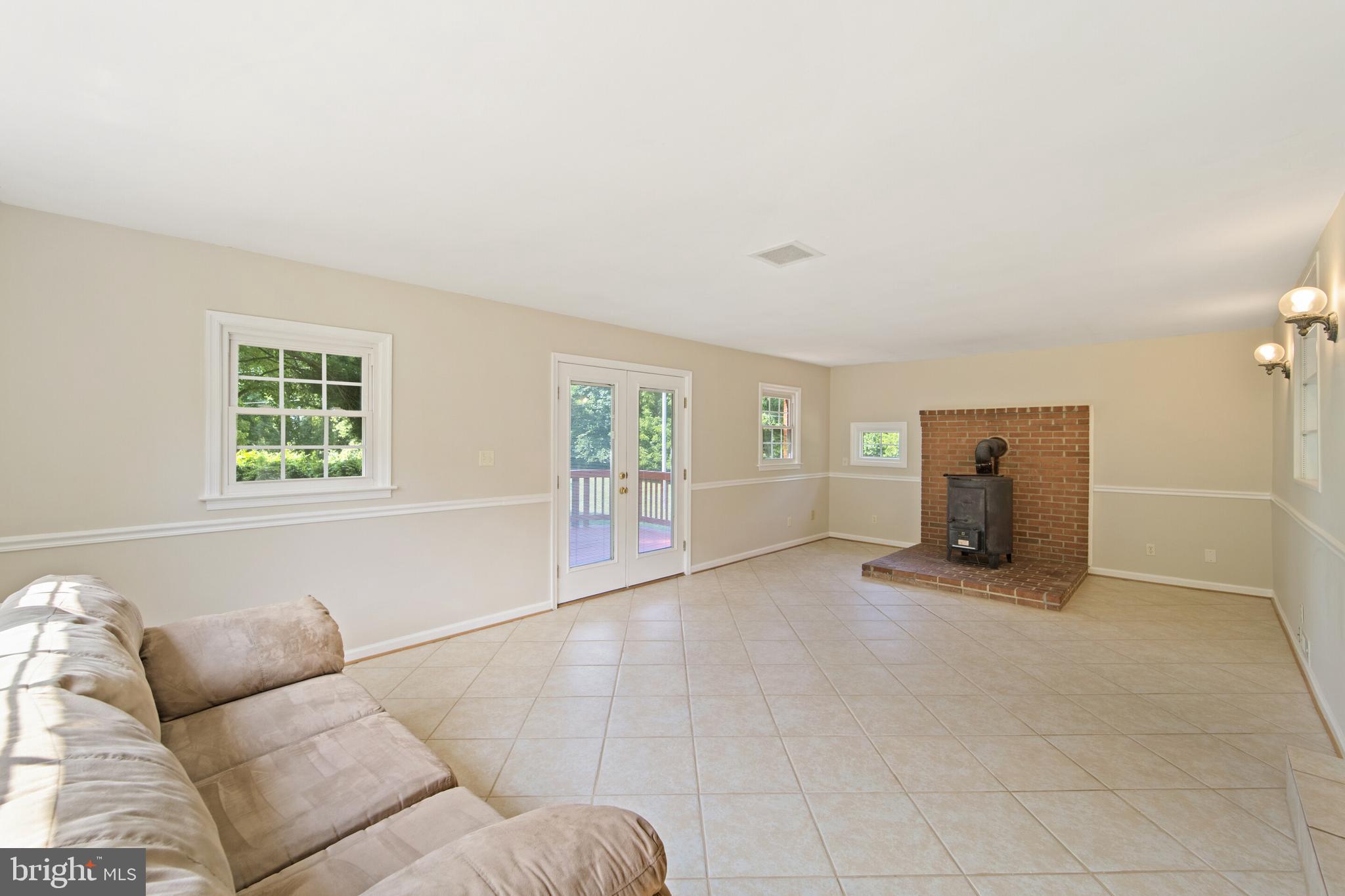 4154 Fiery Run Road Linden, VA 22642 - Photo 8 of 24 Gallery Image 8