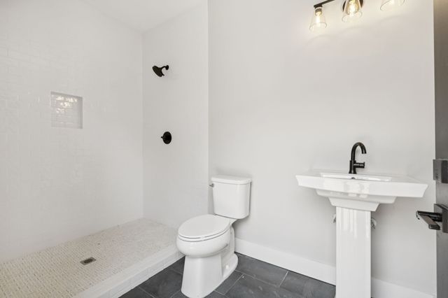 $3,280,000 | 2814 Kenway Road, Nashville, TN 37215