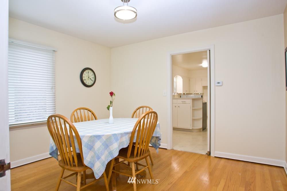 910 Rucker Avenue Everett, WA 98201 - Photo 4 of 13