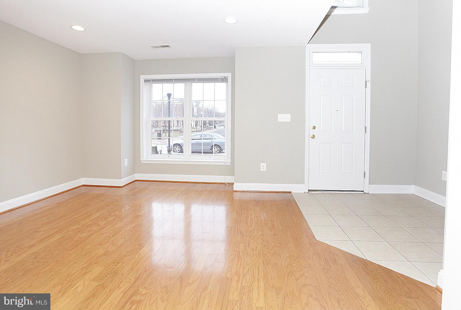 823 Ramsay Street Baltimore, MD 21230 - Photo 3 of 30 Family Room