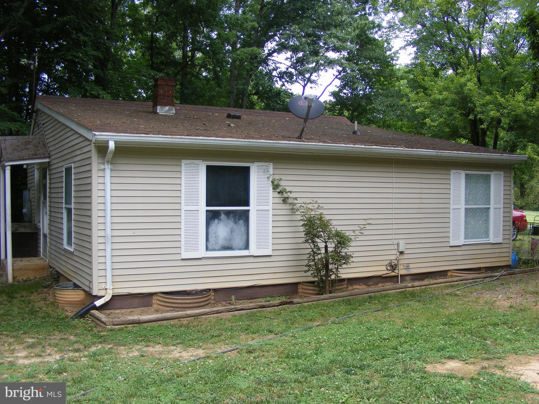 29324 Raccoon Ford Road Burr Hill, VA 22433 - Photo 5 of 22 Side
