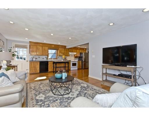 15 Saunders Road Lynnfield, MA 01940 - Photo 13 of 29 Gallery Image 13