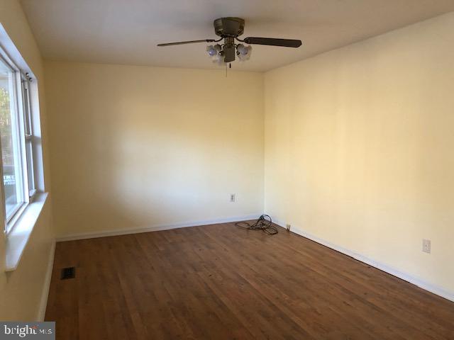 3340 Angus Road Barboursville, VA 22923 - Photo 2 of 22 Great living room with wonderful picture window